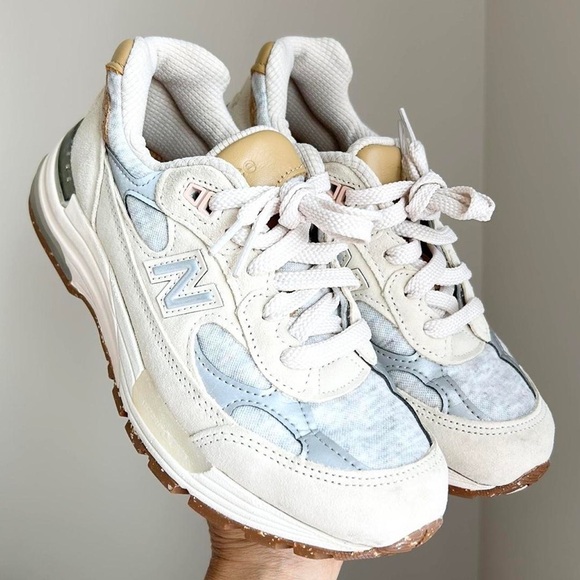 Shoes - New Balance 992 Women’s MiUSA “Raw Silk” - Size 7
